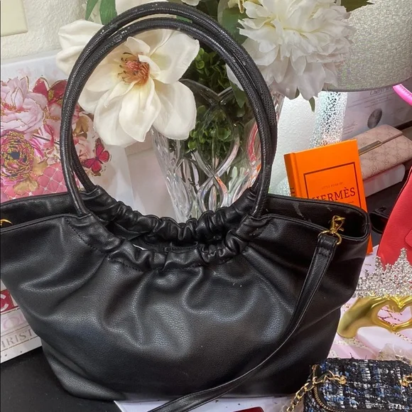 Rachel Zoe Black Shoulder Bag - Picture 4 of 6